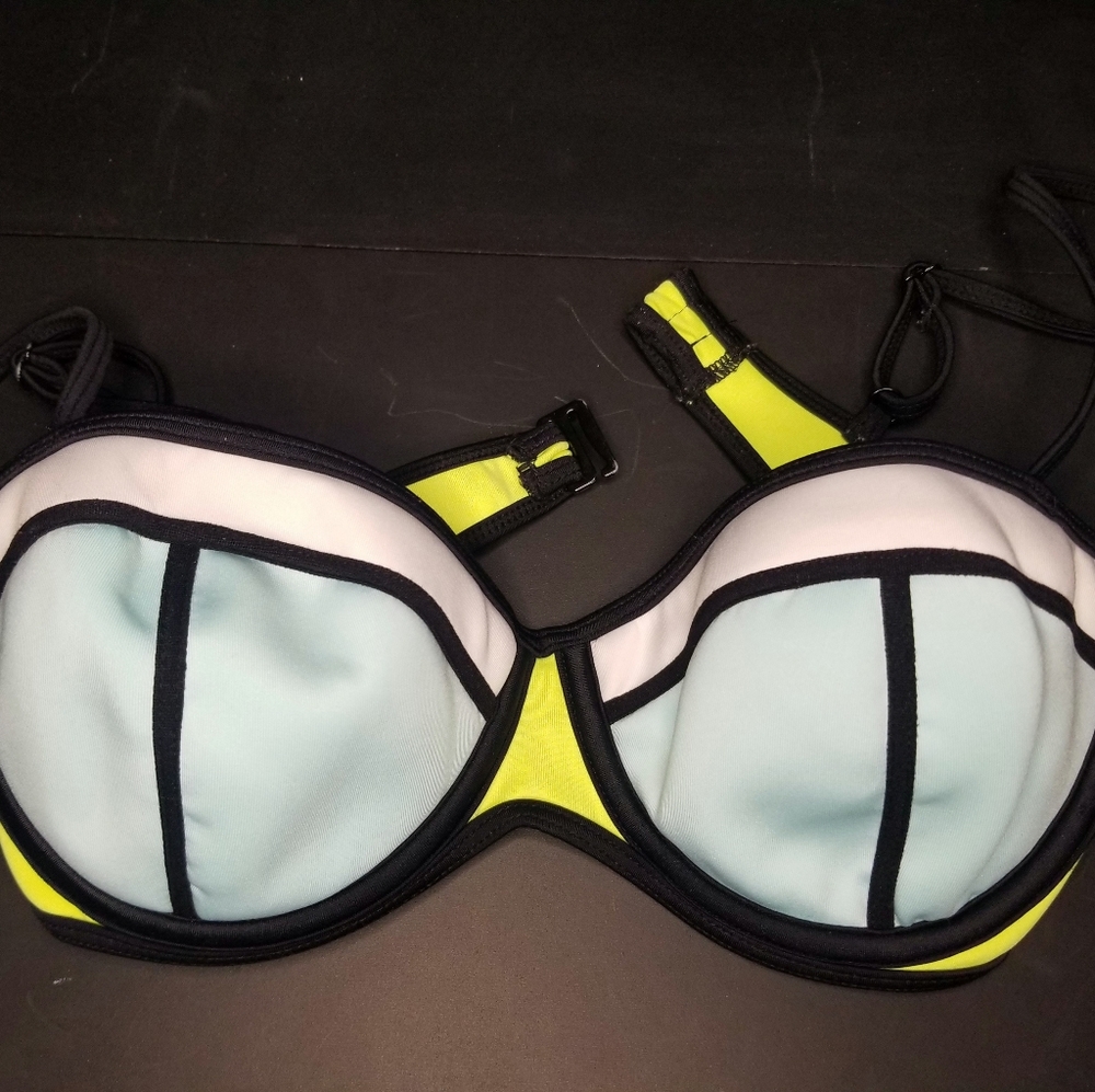 Neoprene color block bikini top